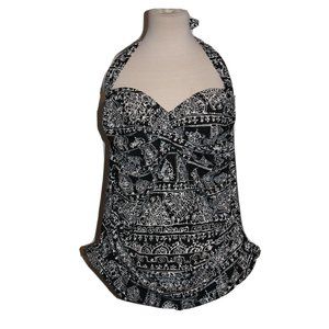 Avenue Swim Black White Halter Swimsuit TOP  Flowing Rouching Slimming Sz 18 NEW